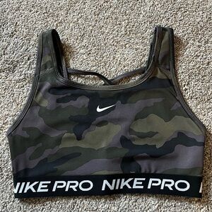 Nike Pro Camo Sports Bra